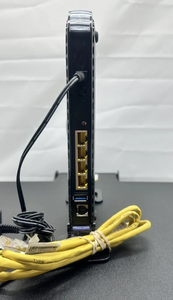 Netgear Rangemax Wireless-N DSL Gigabit Modem Router DGN3500 In Good Condition - Image 4 of 4