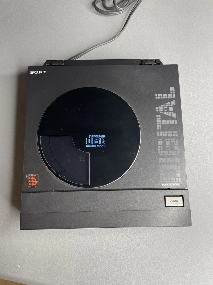 Vintage 1986 RARE SONY CDP-7F CD/CDR Deck/Player Japan EXCELLENT CONDITION - Image 2 of 4