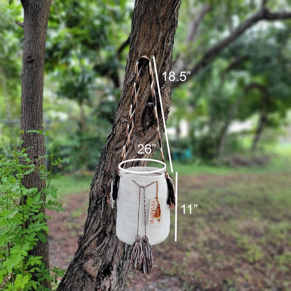 NUEVO CON ETIQUETAS 🔥 Bolso Mochila Wayuu Grande Colombiano Hecho a Mano Sólido Informal Calidad Superior BLANCO Foto 2 de 4