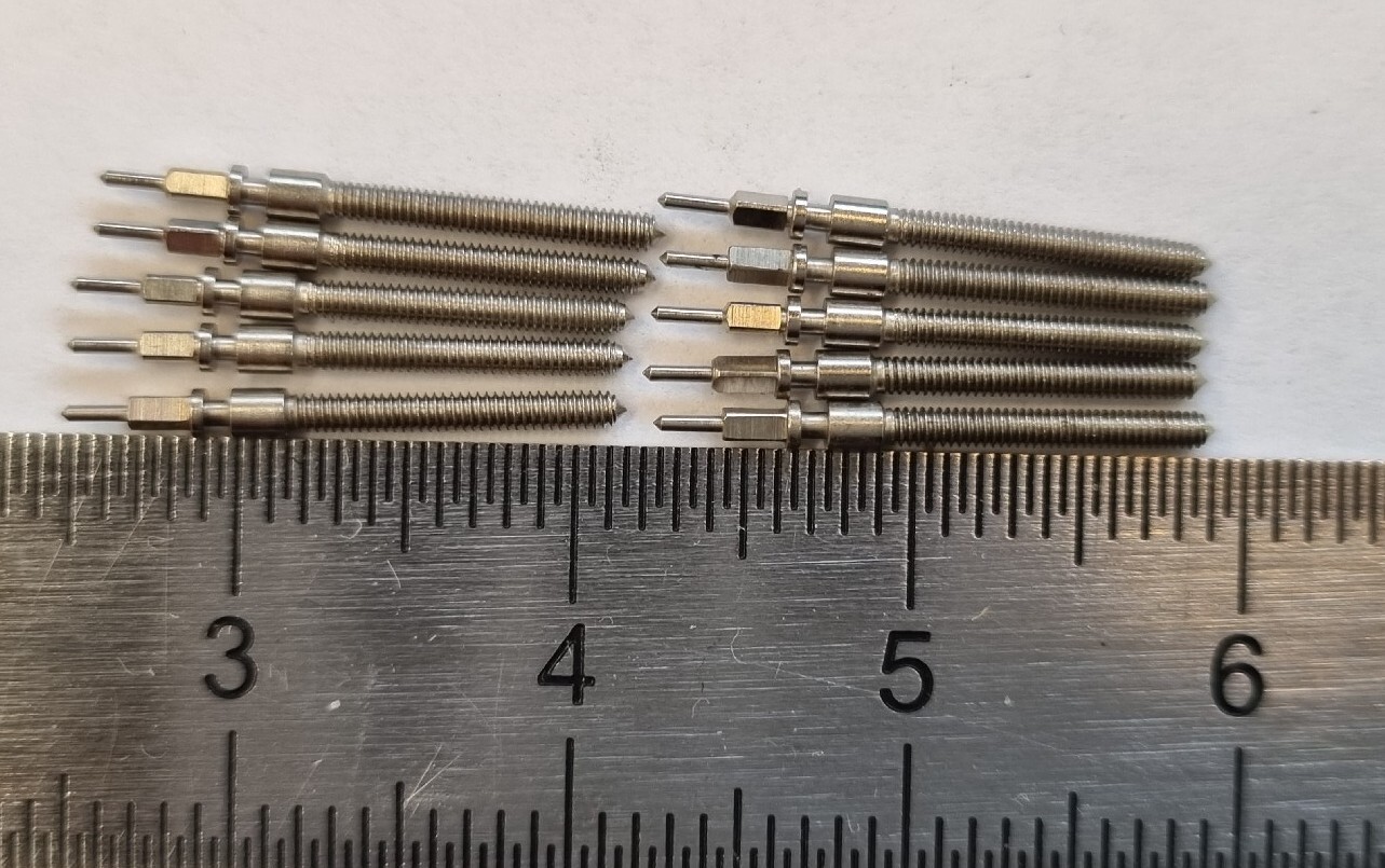 Lot De 7 Tiges De Remontoir 401 Pour Mouvement Chronographe Valjoux 7750 ETA - Occasion Horlogerie