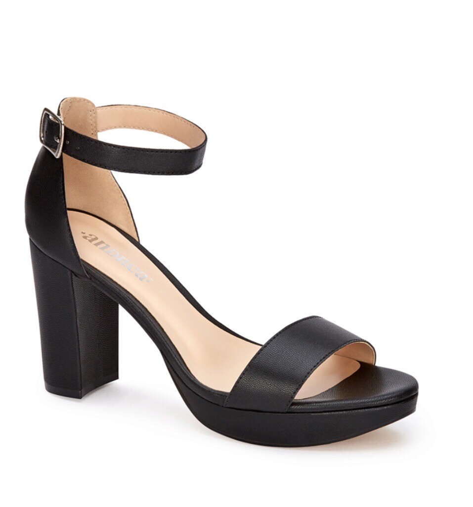 Zapatos Andrea. Zapatillas Negro De Mujer 