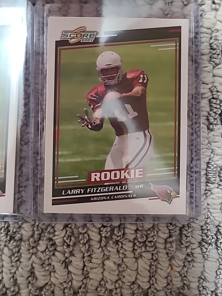 3 Larry Fitzgerald (RC) Lot 2004 Fleer Tradition #332 -2 Score 373  - Image 4 of 4