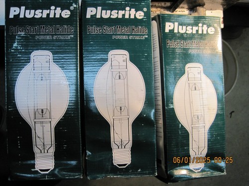PLUSRITE 750w Metal Halide Pulse Start BULB MS750/BT37/PS/HBU/4K
