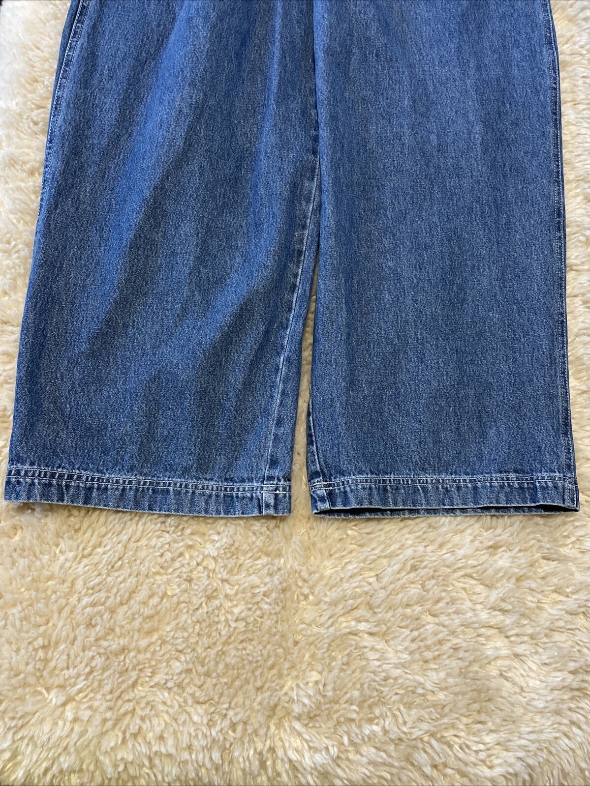 Picture 11 of 15