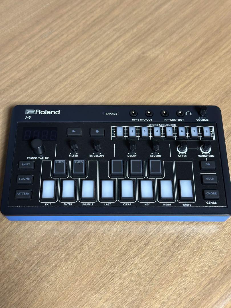 Roland J-6 AIRA Compact Chord Synthesizer COMPACT Sequencer used w 