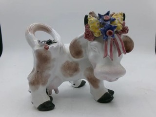 Leopold Anzengruber Keramik Wien Ceramic Cow Figurine Farmhouse Ornament