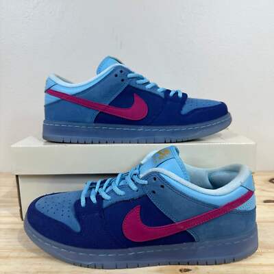【新品未使用】NIKE SB DUNK Run The Jewels US9.5 Run The Jewels x Nike SB Dunk Low DO9404-400 | SneakerNews.com