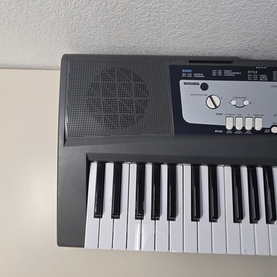 Yamaha Portatone EZ-200 61-Key Full-Size Touch Sensitive Lighted