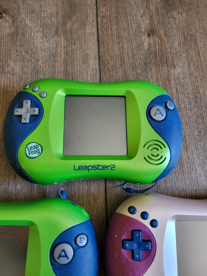 Lot Of 3 LeapFrog Leapster 2s For Parts Not Working Blue And Green And Pink - Image 3 of 4