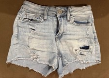 Womens Light Wash Distressed Blue Denim Cut Off Shorts 5-Pocket Button Zip