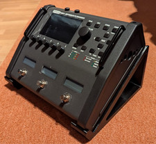 Tischstand / Deskstand für Fractal Audio Sys...