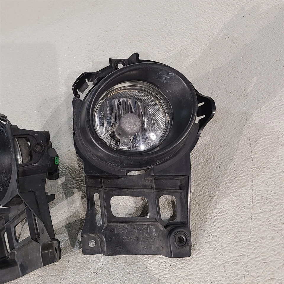 Комплект противотуманных фар 06–12 Mazda Miata MX-5 LH RH AA7401 - Изображение 3 из 4