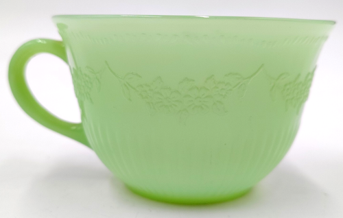 Vintage Fire King Jadeite Alice Pattern TEA CUP ONLY Floral Teacup - Picture 4 of 8