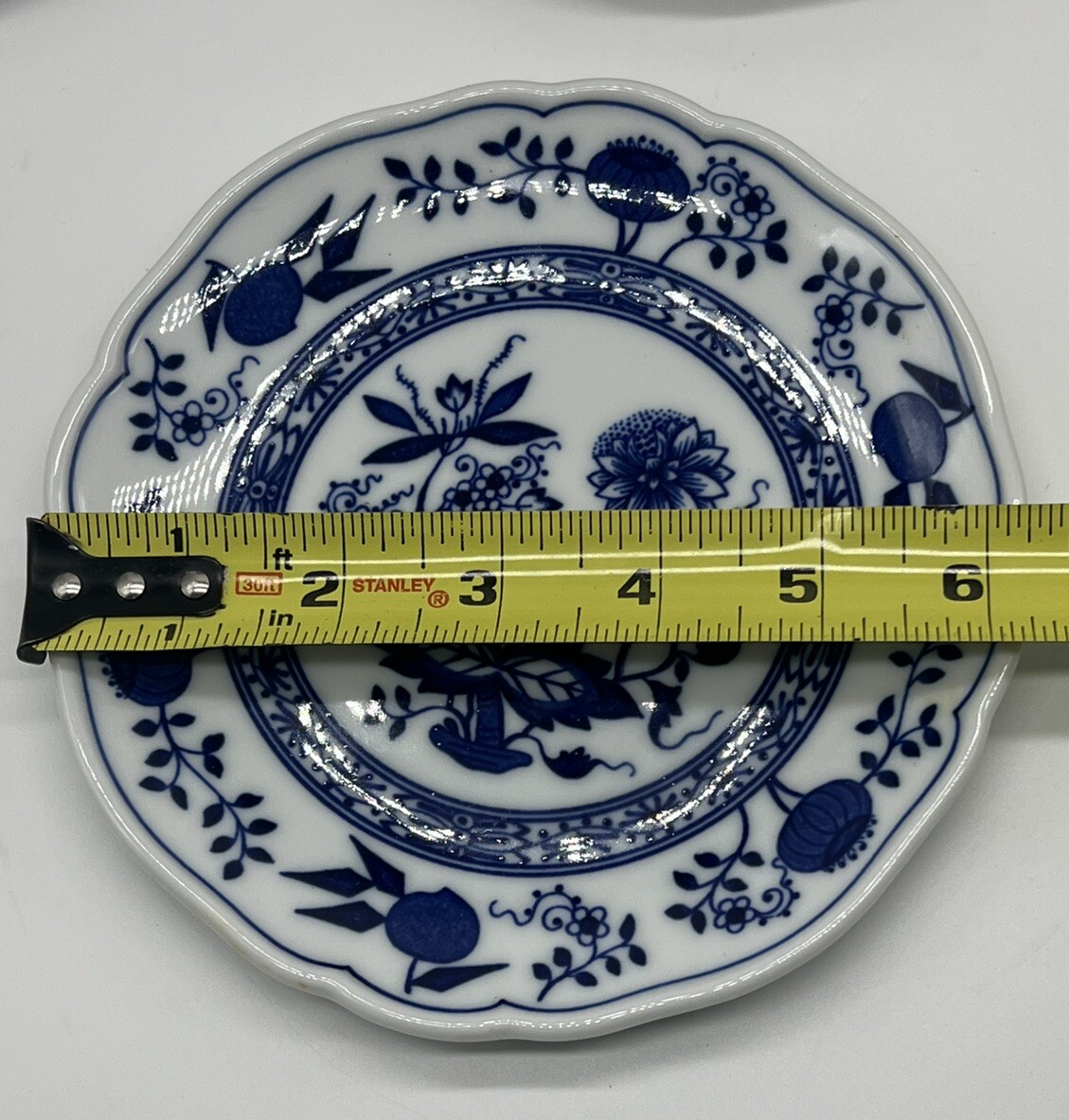 Picture 3 of 8