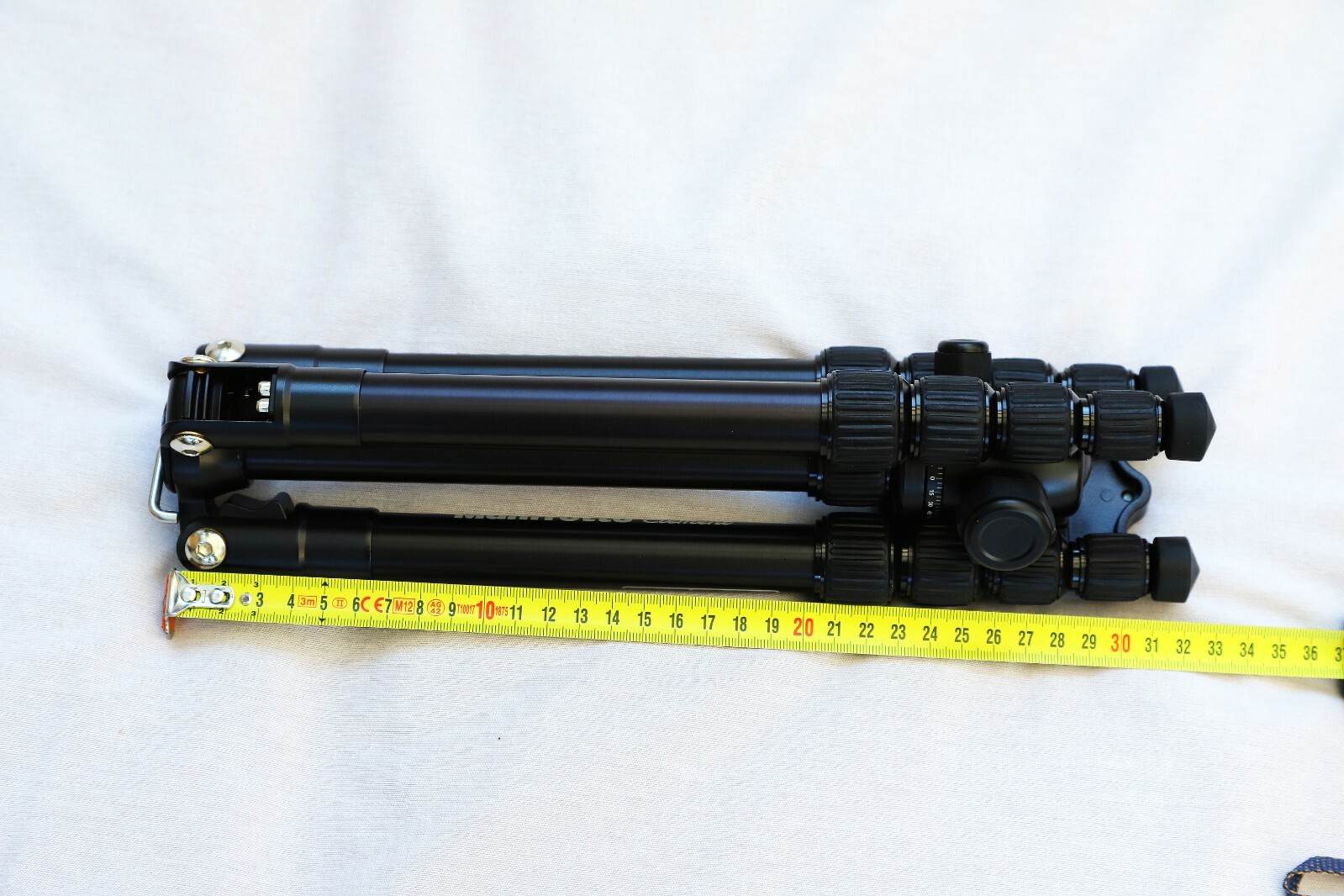 Trépied Manfrotto Element noir : la solution légère pour stabiliser vos photos sans charger votre sac