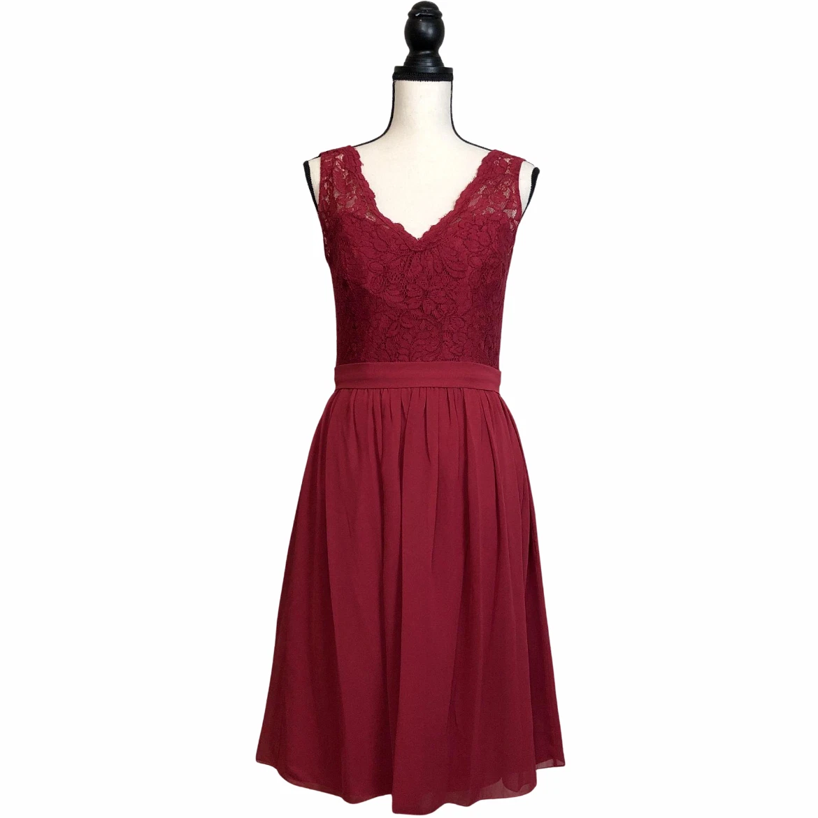B2 Designer/Brand Bridesmaid Dresses for sale