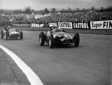 Harry Schell BRM 25 leads Stirling Moss Cooper T51 Climax 1959 Old Photo 1