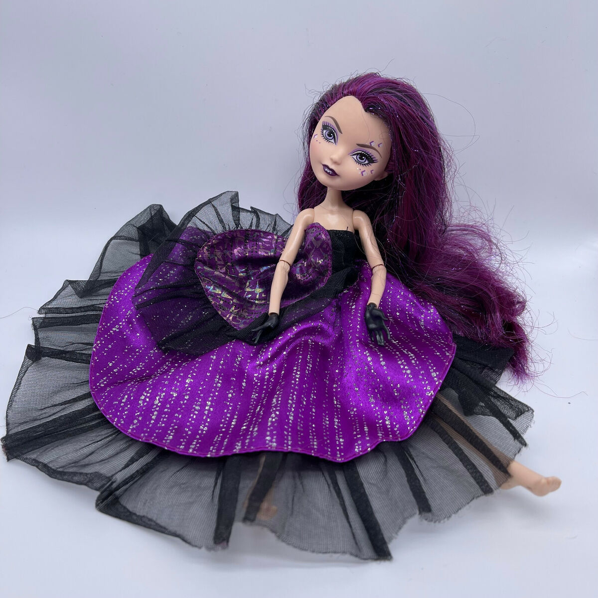 Ever After High Thronecoming Raven Queen