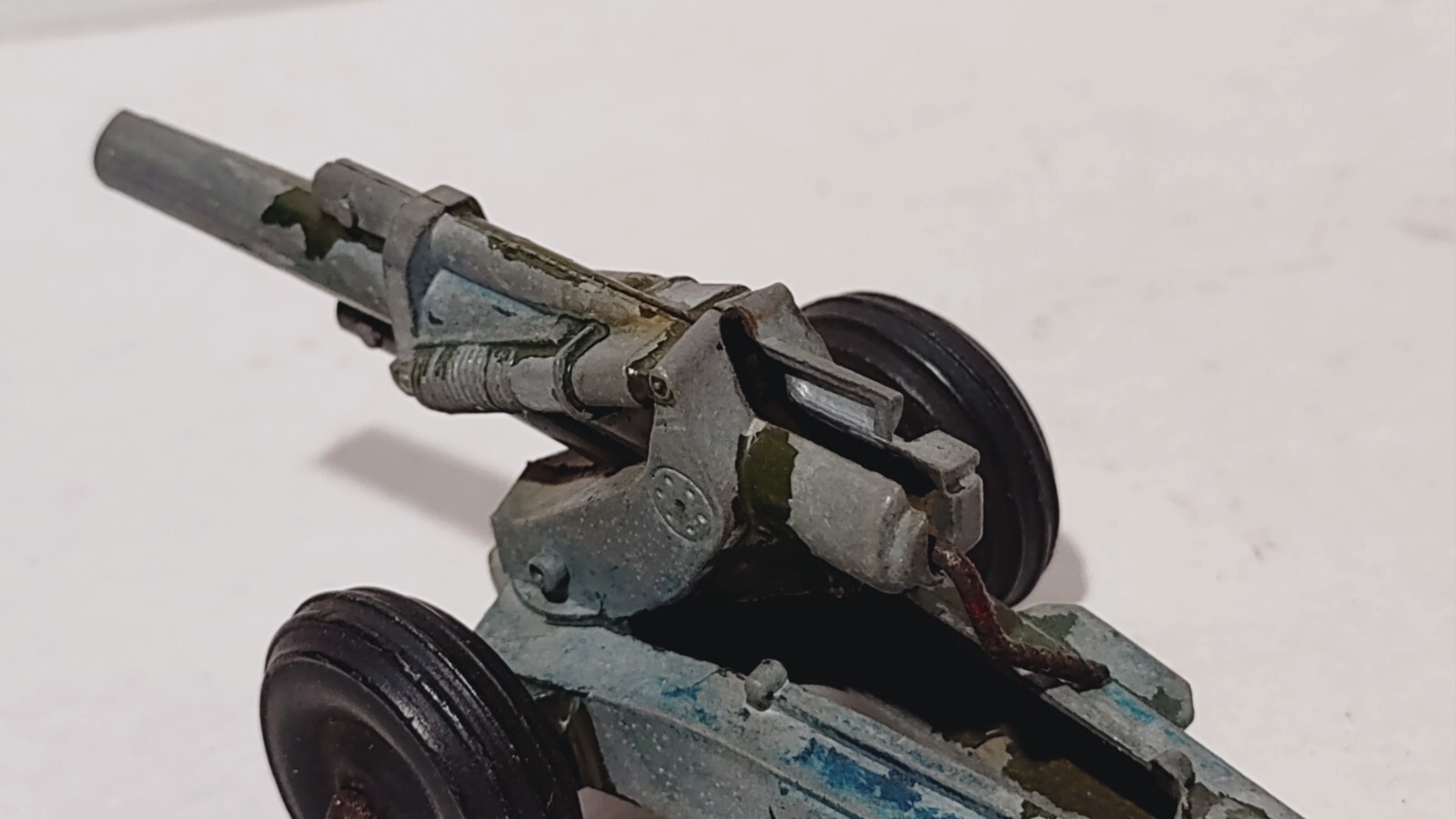 Vintage Tootsietoy, Army Radar Truck & Howitzer Gun, Diecast