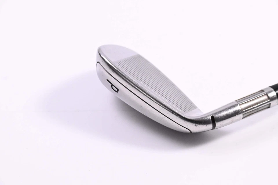 Taylormade M6 Pitching Wedge / 43.5 Degree / Regular Flex Atmos Orange 6 Shaft - Image 3 of 4