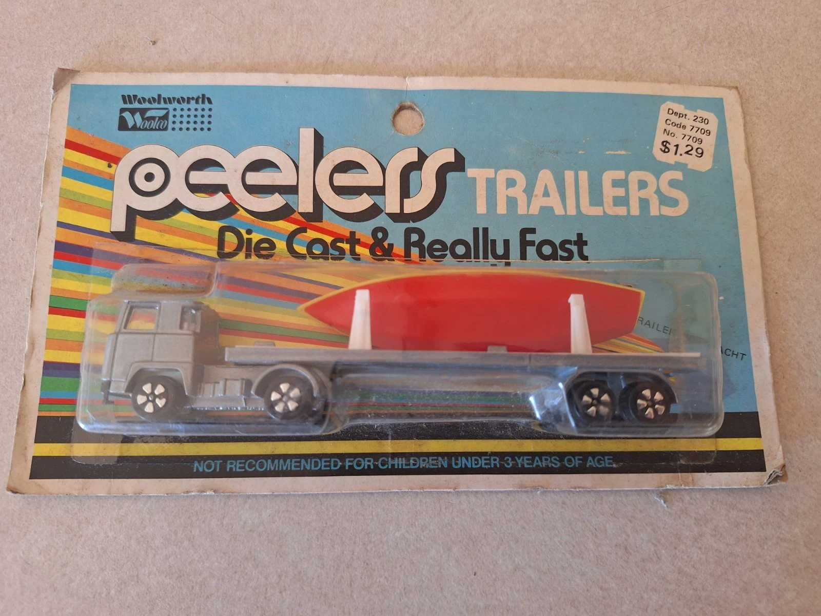 Woolworths Peelers: Vintage Semi Trailer with Yacht: Loose Display Window