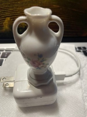 Vintage hand - pained Porcelain miniature vase