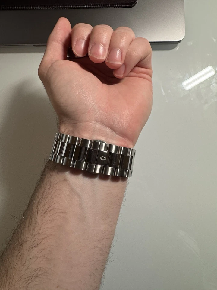 Bulova Lunar Pilot Chronograph 262 kHz – Full Kit Box, Strap, Bracelet - Image 2 of 4