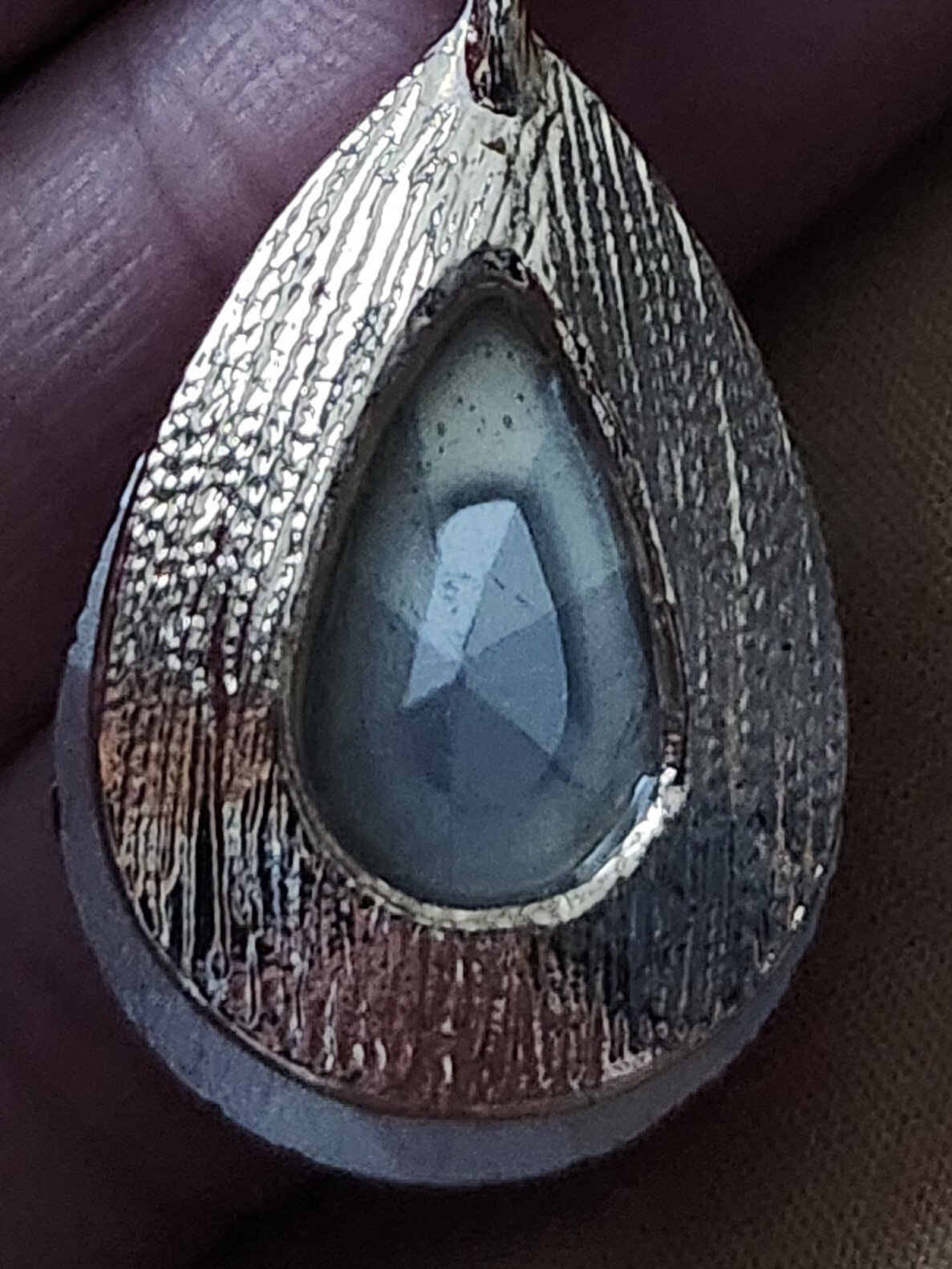 Gorgeous Ruby Red 2 Inch Dangle Earrings With Hig… - image 11