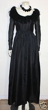 Bill Blass black organza and lace event dress gown 10 w/ hanger