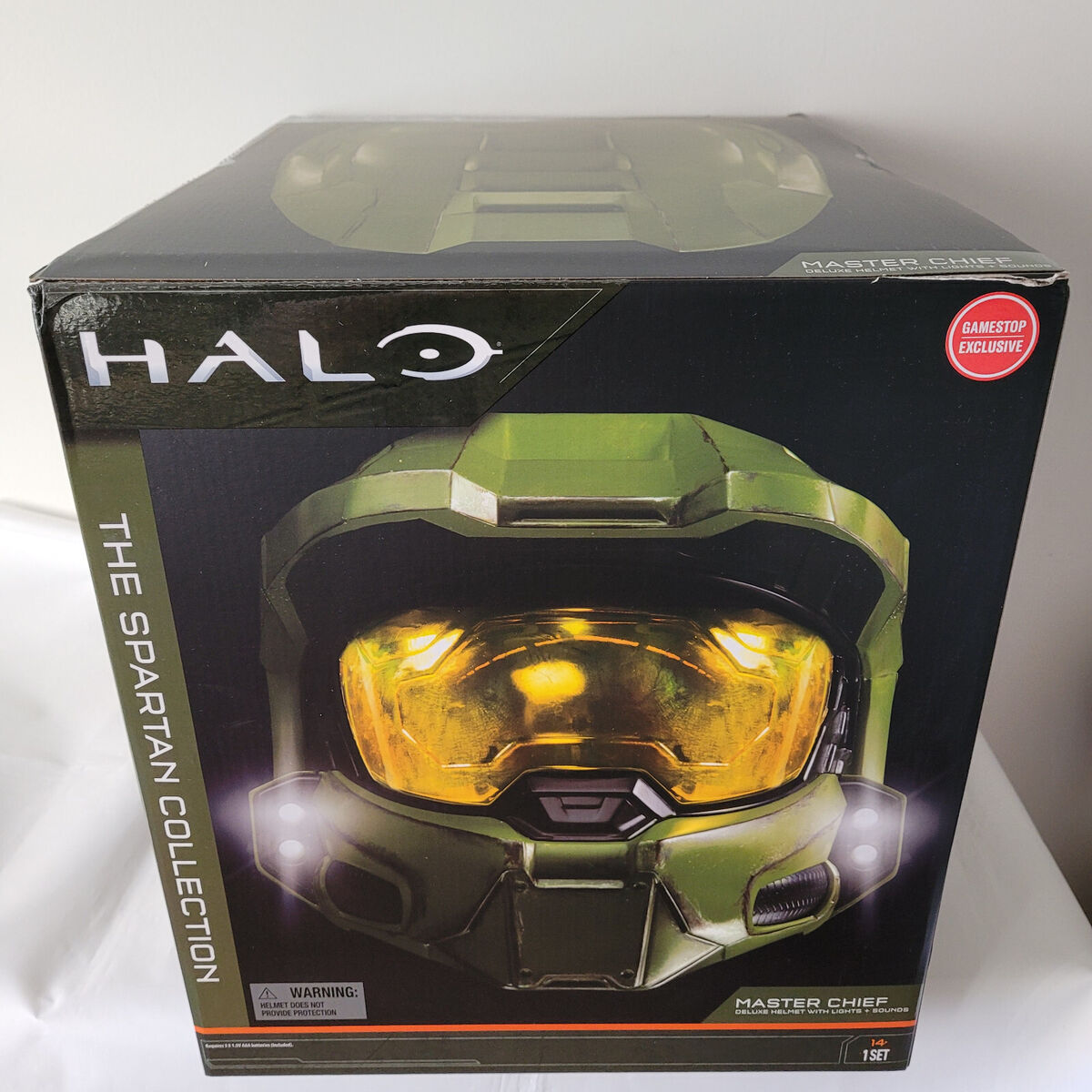 Halo Infinite Spartan Collection Deluxe MASTER CHIEF WITH THE