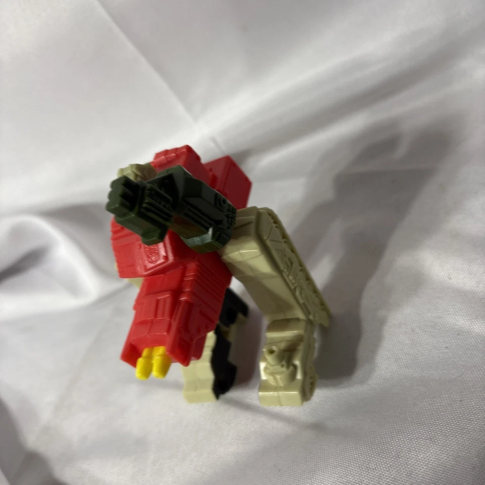 McDonalds Happy Meal Toy Transformers Armada Demolishor 2002, vintage suelto usado en excelente estado Foto 4 de 4