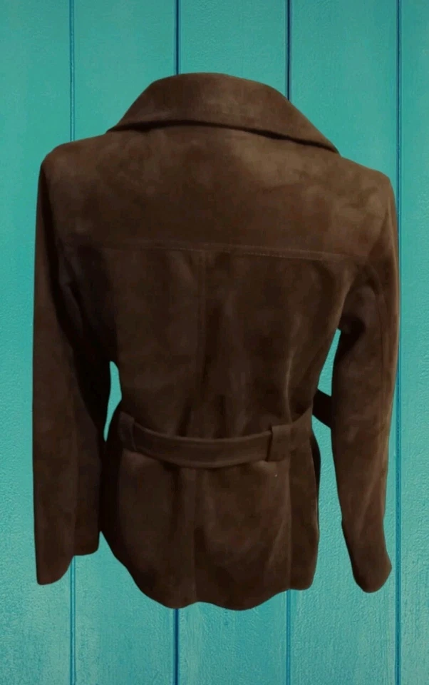 Chaqueta abotonada de gamuza colección italiana EA (M) Foto 3 de 4