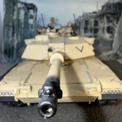 METAL 1:32 Forces of Valor UNIMAX M1A1 Abrams Tank DieCast Iraq Afghanistan 3Fig