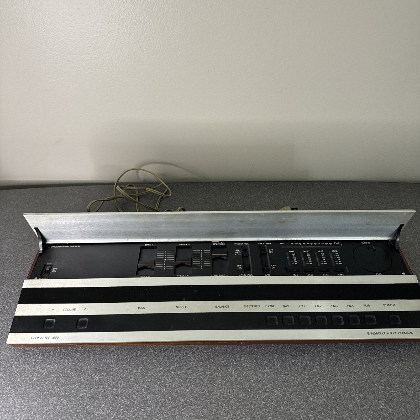 Picture 1 of 20