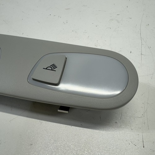 2012-2018 AUDI A6 A7 S6 S7 Rear Interior Dome Light Reading Light 4G0947111A OEM - Picture 2 of 7