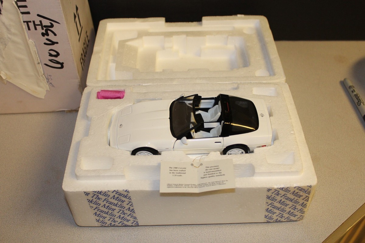 Franklin Mint 1988 Chevrolet Corvette 1:24 Diecast Car for sale