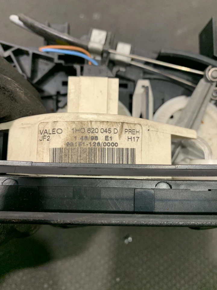 1999 Volkswagen Golf painel de controle climático 1H0820045D #2 - Imagem 4 de 4