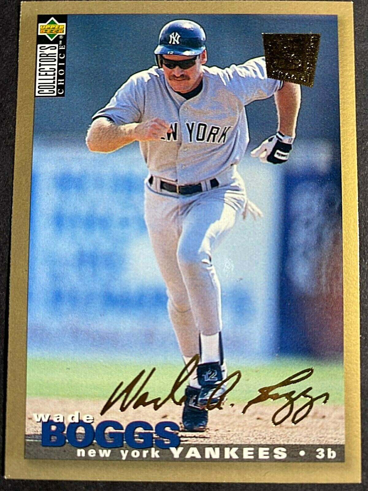 WADE BOGGS, YANKEES, 1995 UD/COLLECTORS CHOICE, GOLD, SPECIAL EDITION, AUTO #245