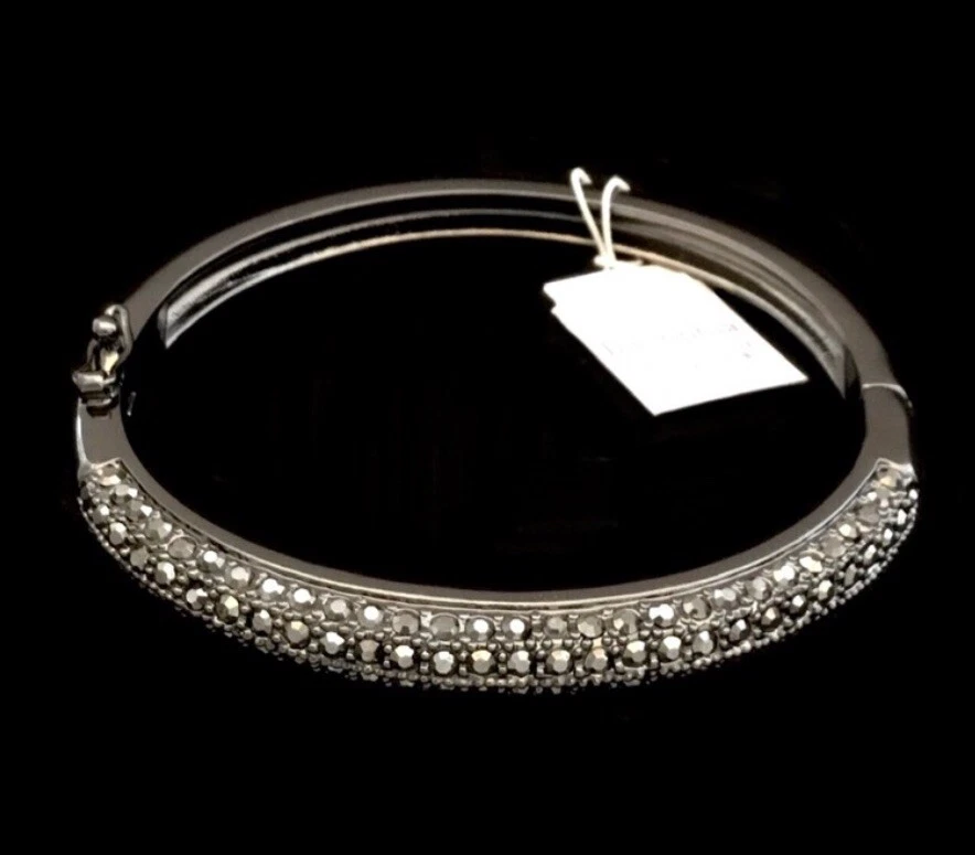 Brazalete Brazalete Lia Sophia "Glitterati" 3 Filas Cristales Corte Tono Hematita Bisagras Foto 4 de 4