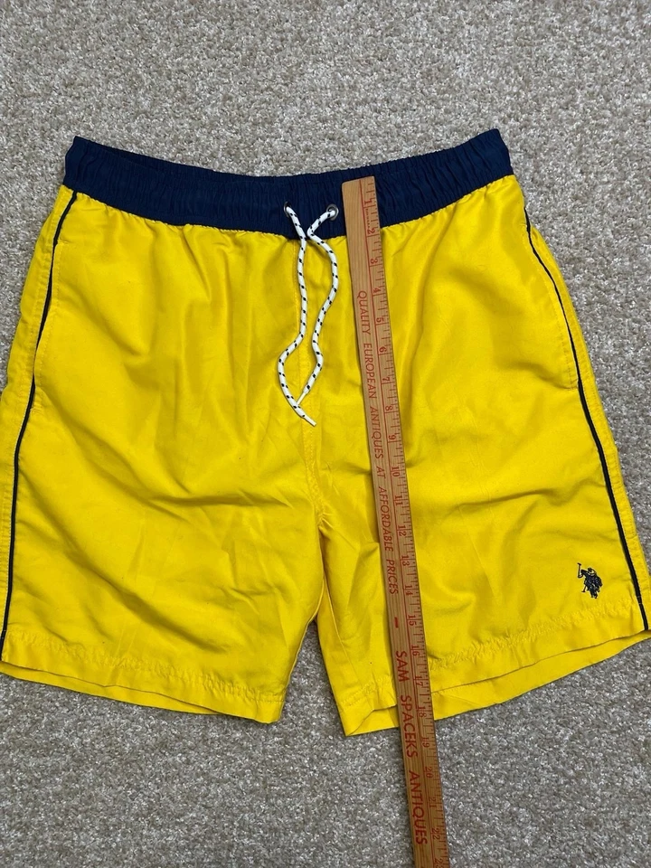 Pantalones cortos vintage 2000 US Polo Ss talla mediana amarillo Foto 4 de 4