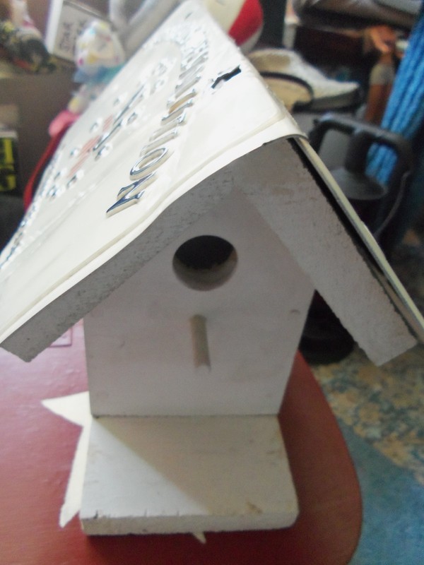 LARGE, HEAVYWEIGHT, WHITE WOODEN BIRDHOUSE-TO DECORATE-9''x9''-WT. 5 LBS.