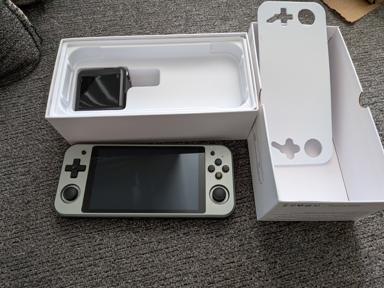 Anbernic RG552 Handheld Game Console Linux Android Retro RG 552 USA