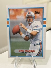 1989 Topps #293 Dan Marino Miami Dolphins