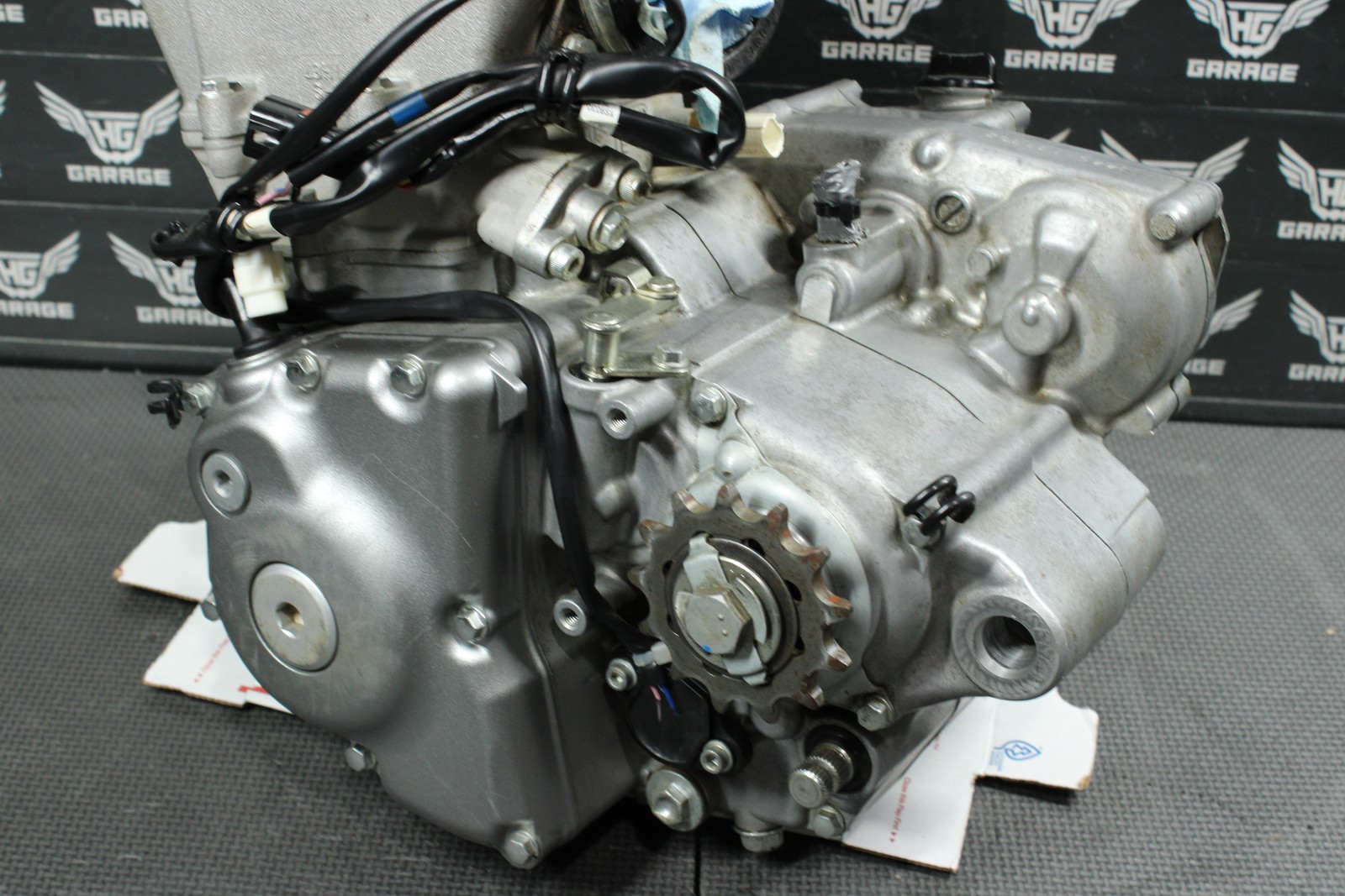 2018 SUZUKI RMZ250 COMPLETE OEM ENGINE MOTOR CRANKCASES TOP BOTTOM END NICE!