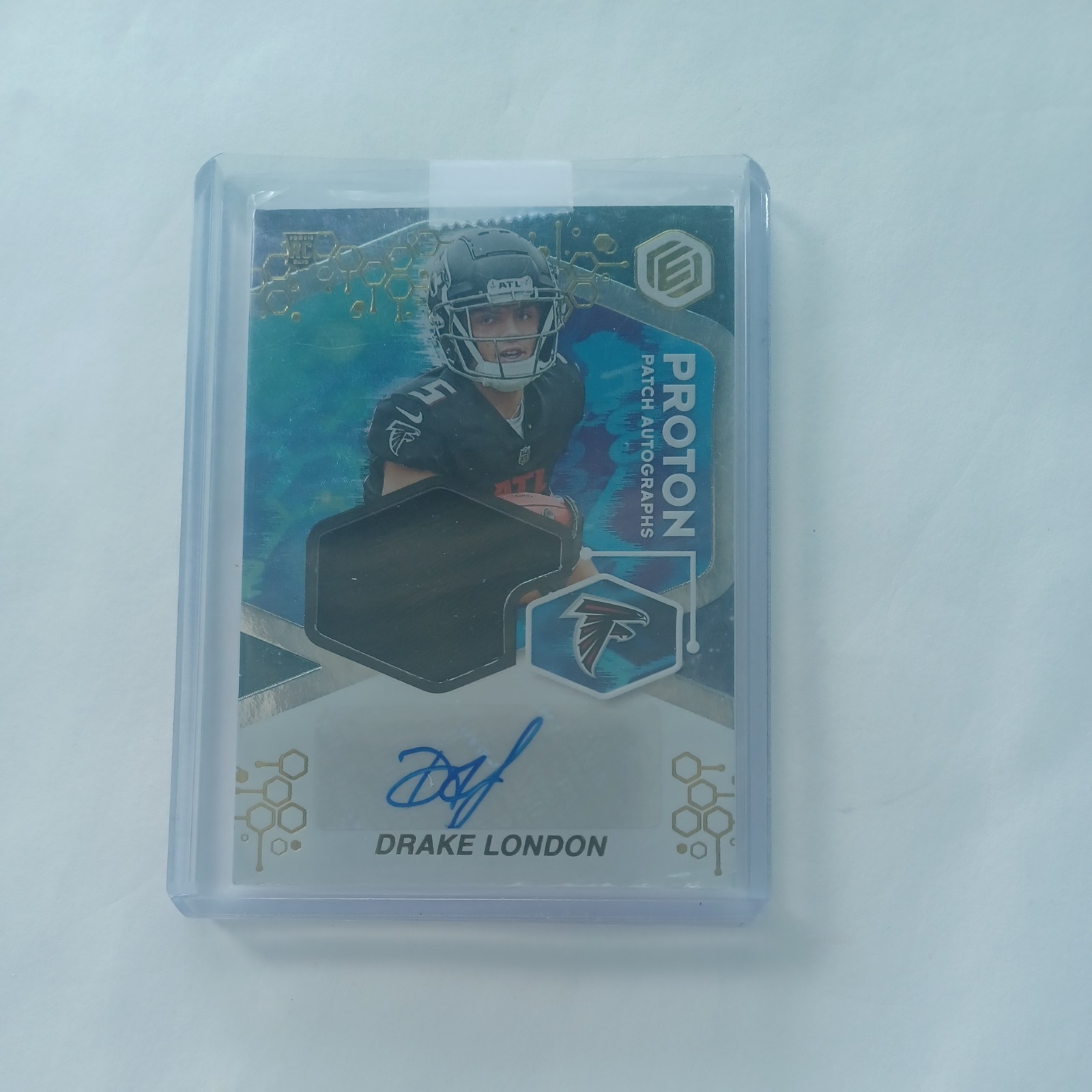Drake London Panini Elements Proton Patch Autographs #PPADL Base