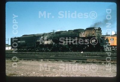 Duplikat Slide UP Union Pacific 4-6-6-4 Challenger 3950
