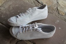 Nike Schuhe Sneaker All Court 2 Low EU45 UK 1...