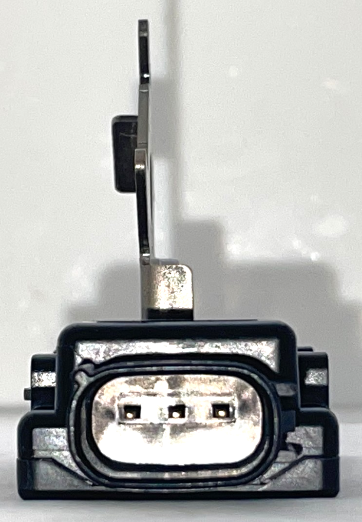 NEW GENUINE/ OEM/ ORIGINAL ZJ20-18-8A1 ELECTRIC CURRENT SENSOR for