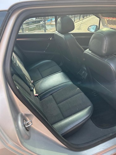 2010 Peugeot 407 2.0 HDi 140 Sport 5dr ESTATE Diesel Manual - Picture 9 of 17