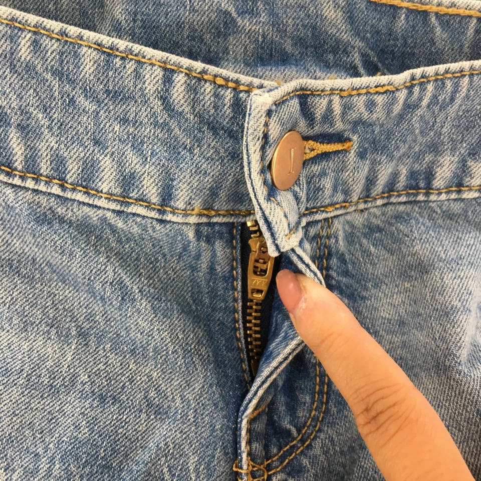 Ingrid & Isabel Maternity Cut Off Midi Shorts Womens 4 Blue Denim Low Rise NWT - Image 3 of 4